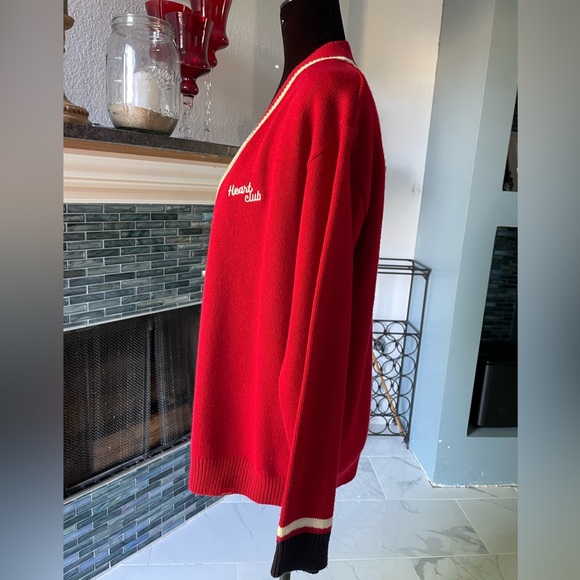 Mixxmix HEART CLUB Embroidered Logo Contrast Strips Knit Cardigan Red - Picture 2 of 9